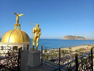 Antique Roman Palace - 73