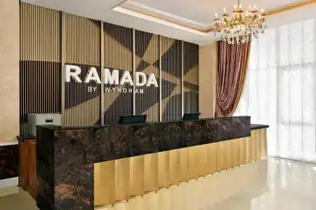 Ramada by Wyndham - 7
