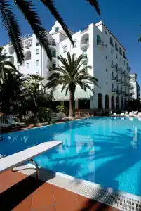 Grand Excelsior - 18