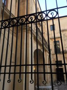 Landolina Palace - 38