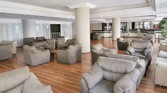 Ladonias Adakule	 - 49