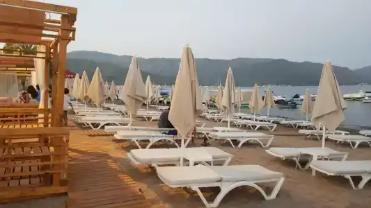 Cle Beach Boutique - 24