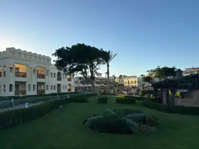 Charmillion Gardens Aquapark - 36