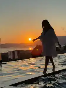 Royal Blue Resort & Residences - 4