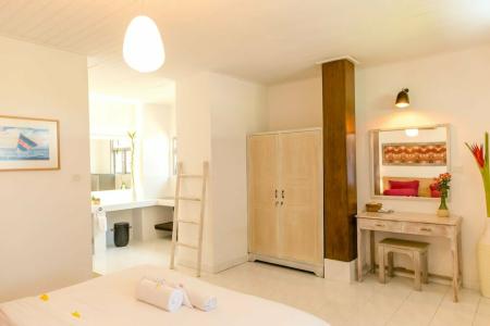 B Saya Villas - 37