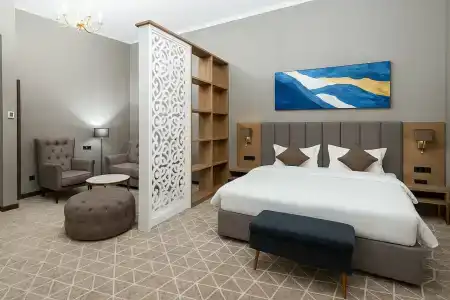 Tauke Khan Plaza - 45