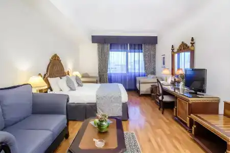 Grand Excelsior - Bur Dubai - 98