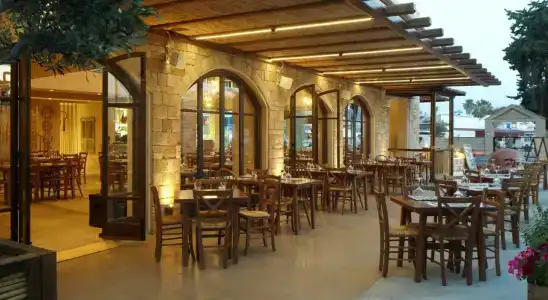 Melpo Antia & Suites - 1