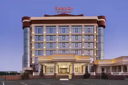 Ramada by Wyndham - 21