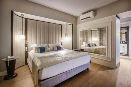 Charisma de Luxe - 37