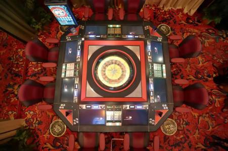 & Casino Cherno More - 22