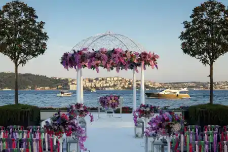 Four Seasons Istanbul at the Bosphorus - 15