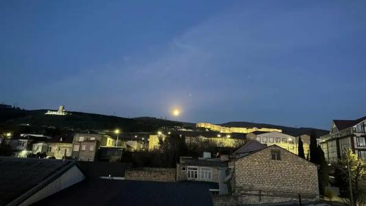 Apart - "DERBENT" - 66