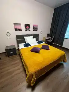 Bum - 2