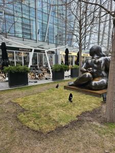 The Ritz-Carlton, - 35