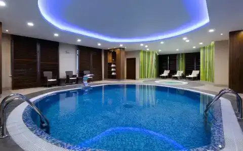 Four Points by Sheraton - 3