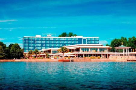 Courtyard by Marriott Hannover Maschsee - 8