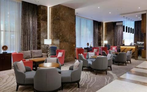 Doubletree by Hilton - 37