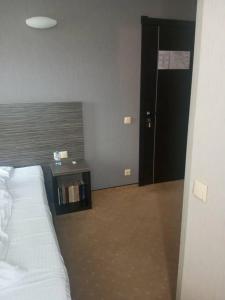 M-Otel' - 88