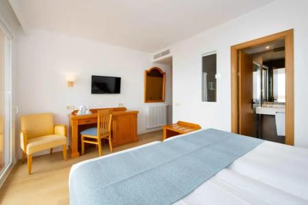 Valentin Reina Paguera - Adults Only - 65