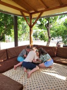 Sunset Boutique & Apartments - 23