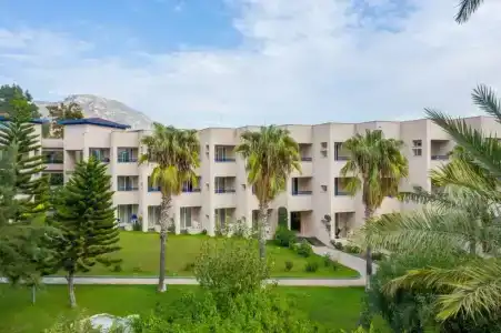 Labranda Alantur - 25