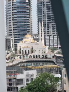Sunday Marina View Apartments - 18