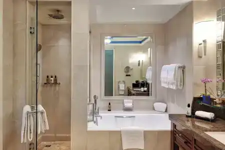 Four Seasons Istanbul at the Bosphorus - 58