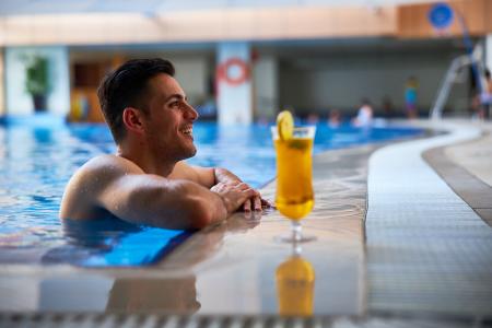 Mercure Dubai Barsha Heights Suites And Apartments - 19