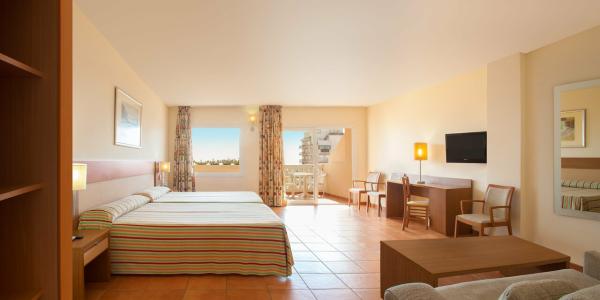 RH Casablanca Suites - 42