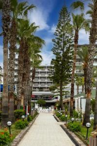 Catamaran Quality Times - All Inclusive - 17