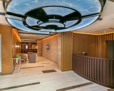 B Business & Spa - 56