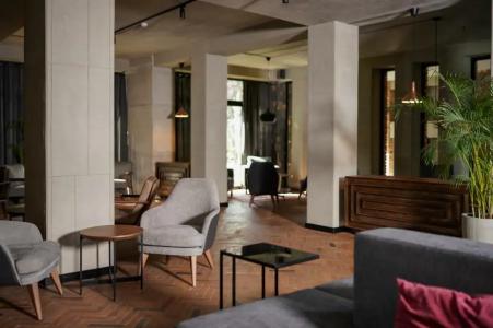 Dilijani Tun & Restaurant - 37