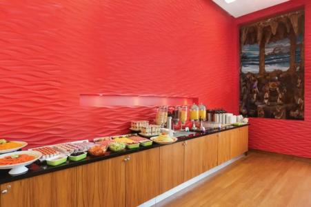 Ramada Encore By Wyndham Tangier - 30