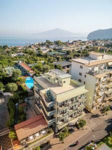 Gardenia Sorrento Coast, Ascend Collection - 12