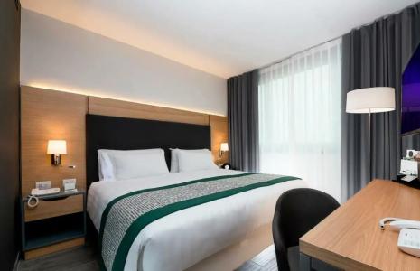 Holiday Inn Naples, an IHG - 80