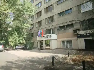 Mildom City - 17
