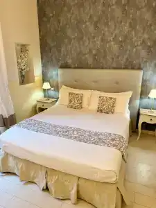 66 Imperial Inn Deluxe B&B - 73