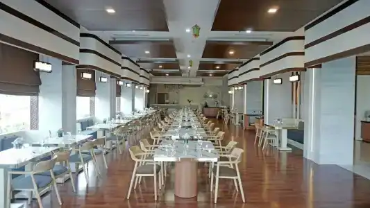 Cavinton Malioboro Yogyakarta by Tritama Hospitality - 24