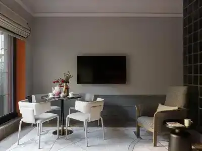 Butik-Otel Gimnaziya 5 - 92