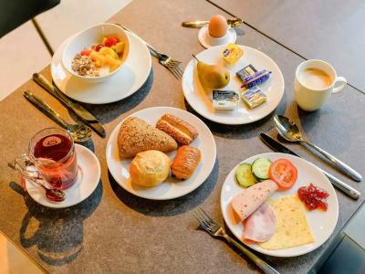 ibis Styles Almere - 11