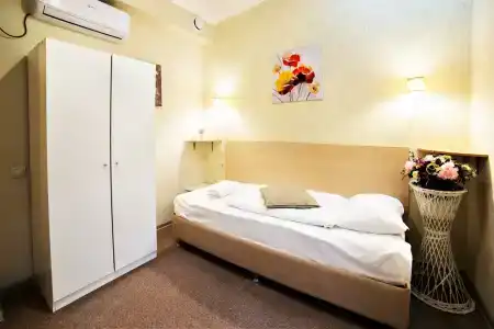 Provans Boutique - 16