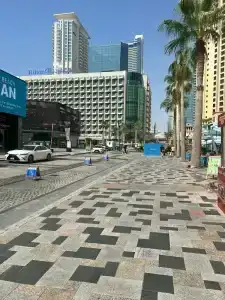 Hilton Dubai The Walk - 14