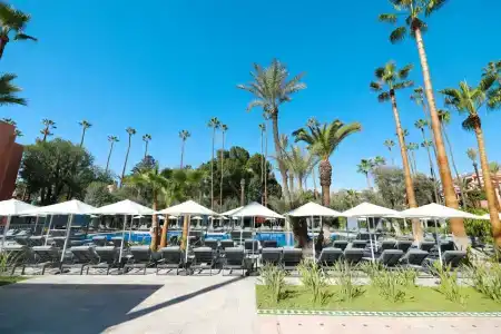 Kenzi Rose Garden - 40