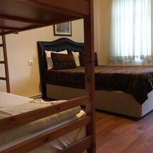 Nobel Hostel Guesthouse - 34