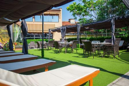 Cosmopolitan & Wellness - 68