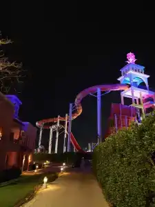 Charmillion Gardens Aquapark - 11