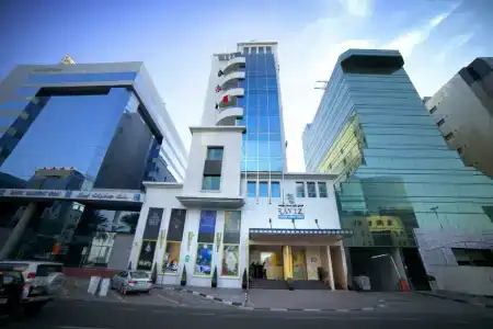Raviz Center Point - 1