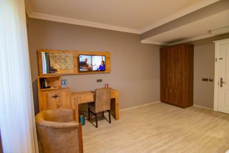 Sandal Otel - 94