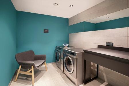 Hilton Garden Inn Budapest City Centre - 11